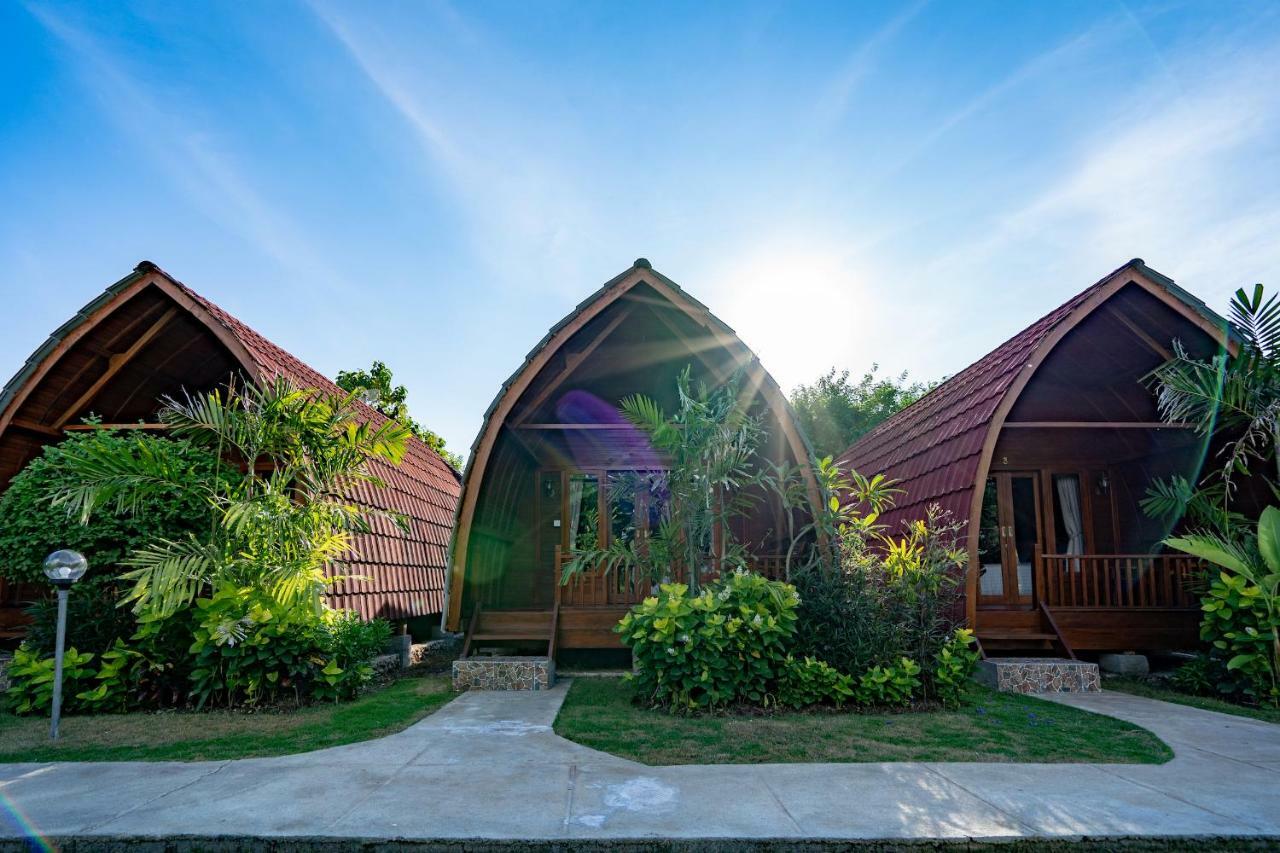 The Soggol Lembongan Hotel Exterior photo